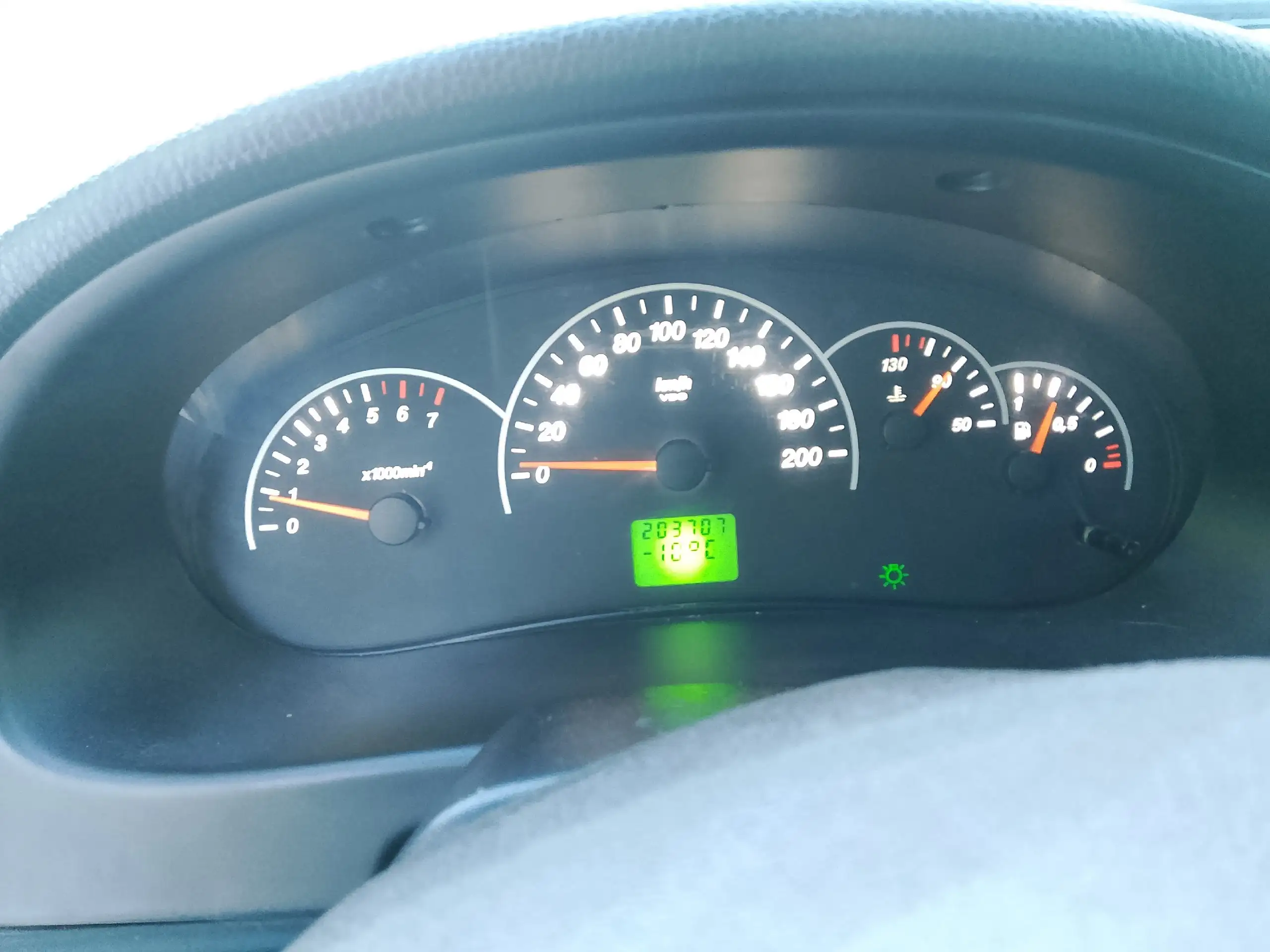 LADA PRIORA 2007 в надёжном состоянии с пробегом 204000 км - Авто в Самара