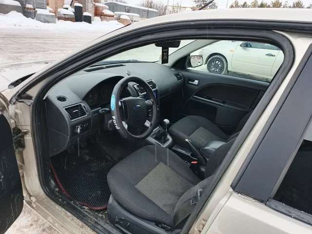 Продам Ford Mondeo 3 2003 года золотистого цвета - УАЗ Патриот в Тольятти