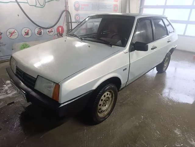 ВАЗ 2109 инжектор 2002 года в Тольятти - Фотографии в Тольятти