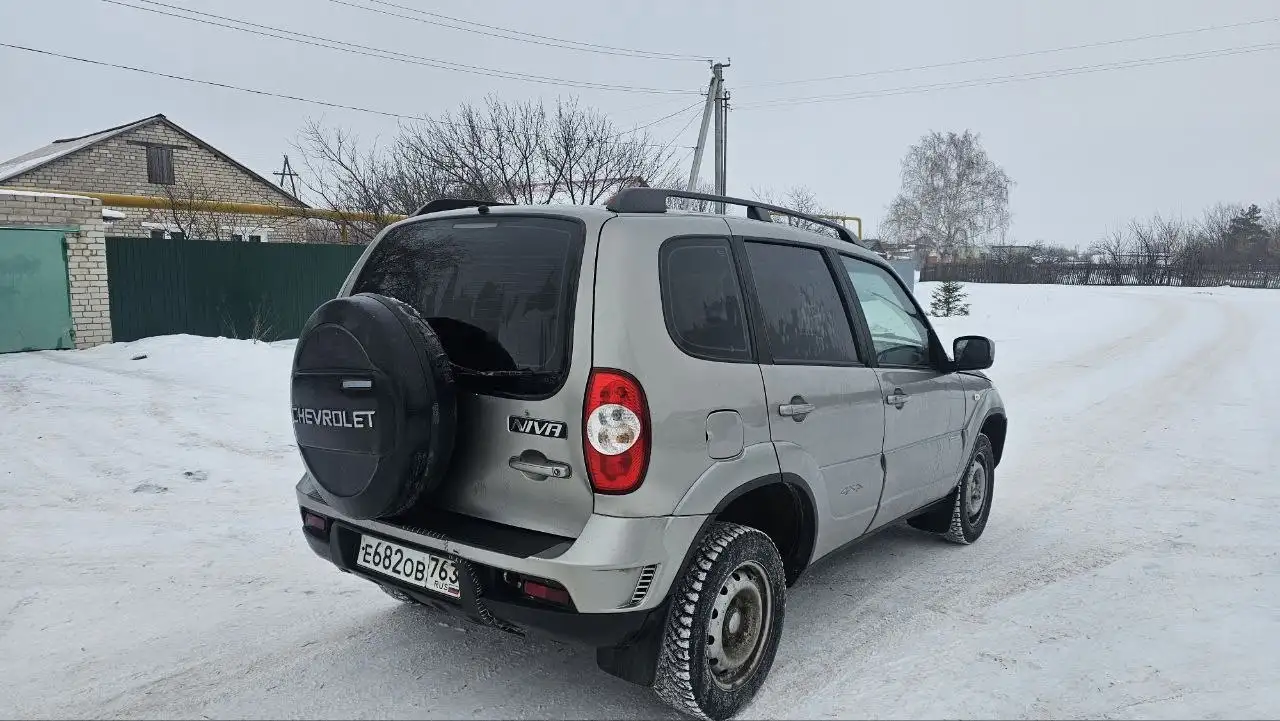 Chevrolet Niva Bertone 2015 Люкс-комплектация - Легковые автомобили (Авто) в Самара