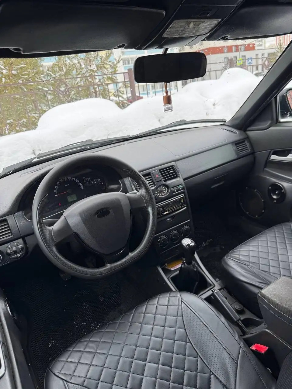 Продажа LADA PRIORA 2013 года выпуска - Авто в Альметьевск