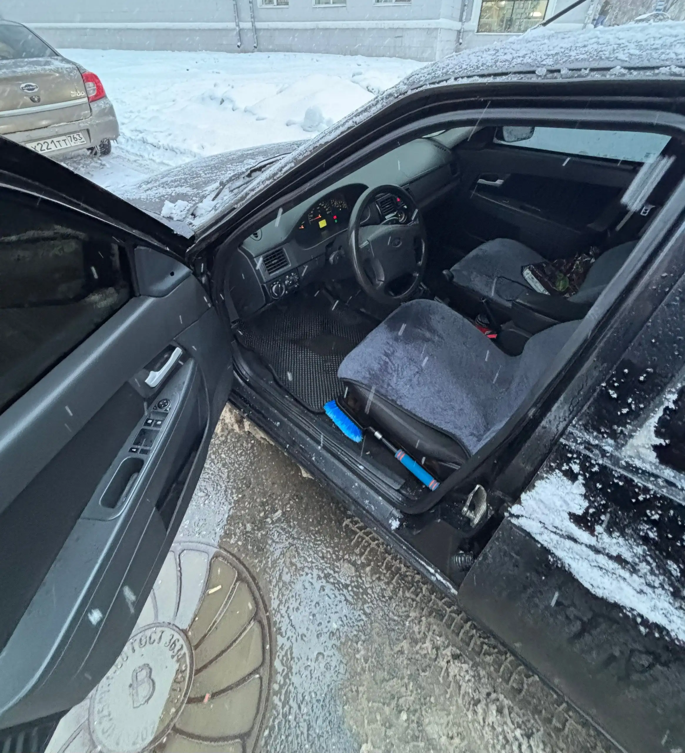 Продам Ладу Приору с пробегом 200.000 км - Легковые автомобили (Авто) в Самара