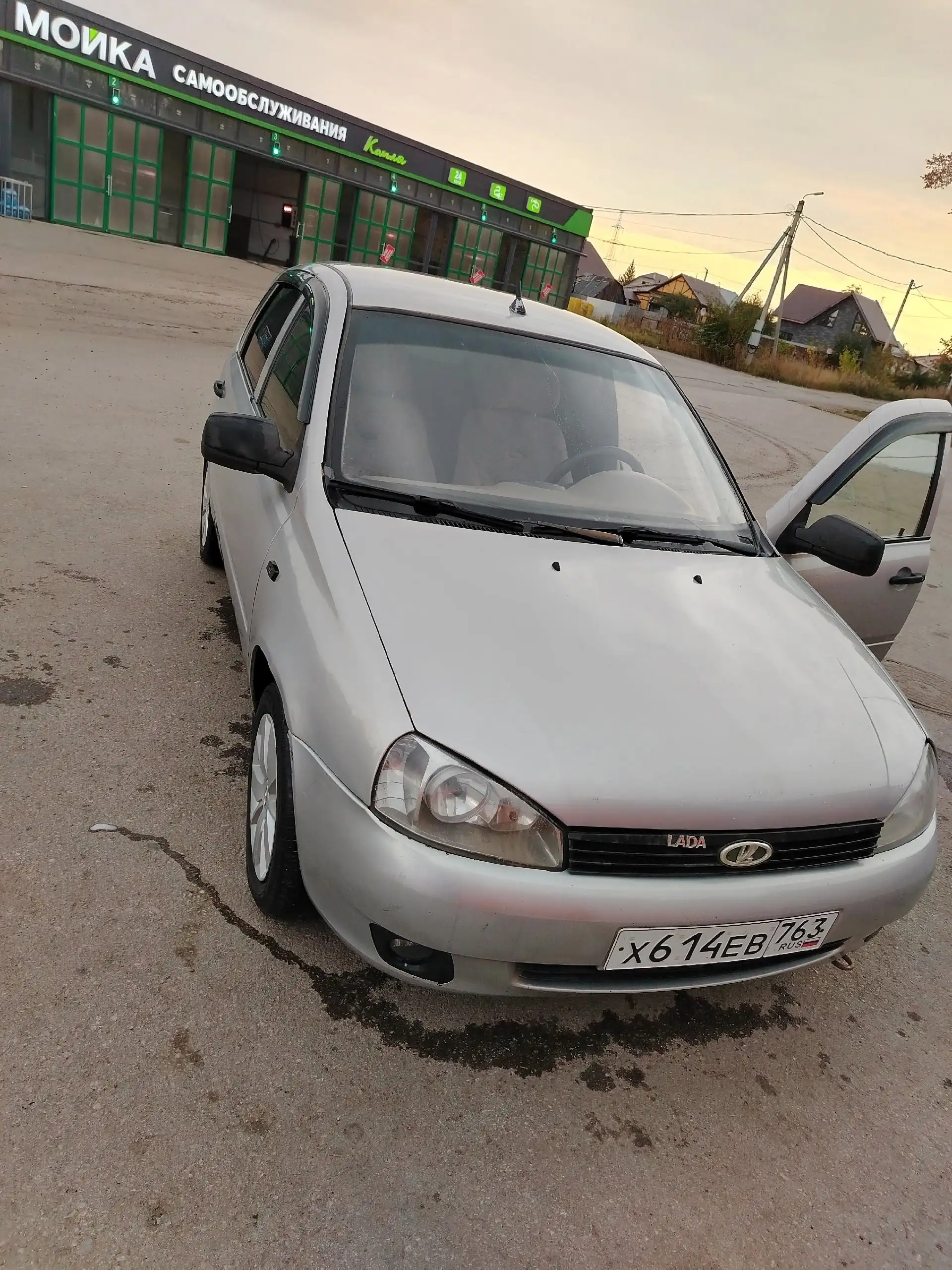 Продажа Lada Kalina с обширными замененными деталями и аудиосистемой - Легковые автомобили (Авто) в Сызрань