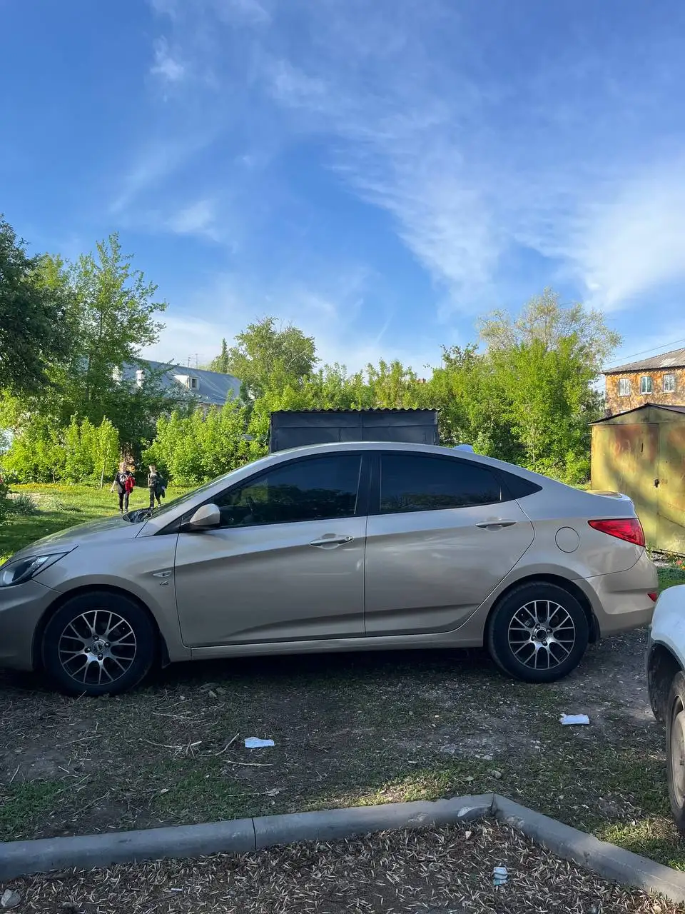 Продажа Hyundai Solaris 2014 года с полным техобслуживанием и доп. оборудованием - Легковые автомобили (Авто) в Самара