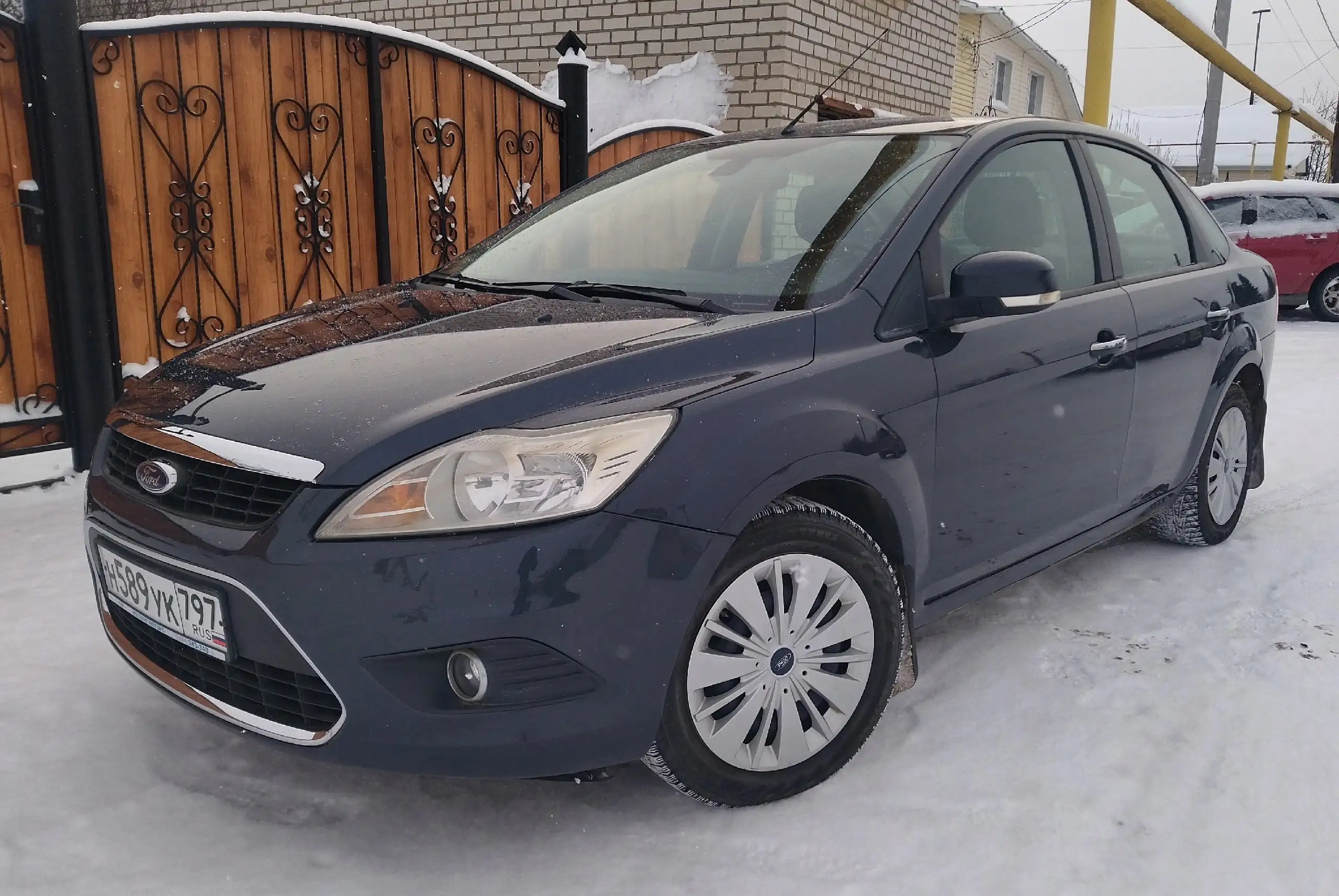Ford Focus 2 Restyling 2011 года в отличном состоянии - Легковые автомобили (Авто) в Октябрьский