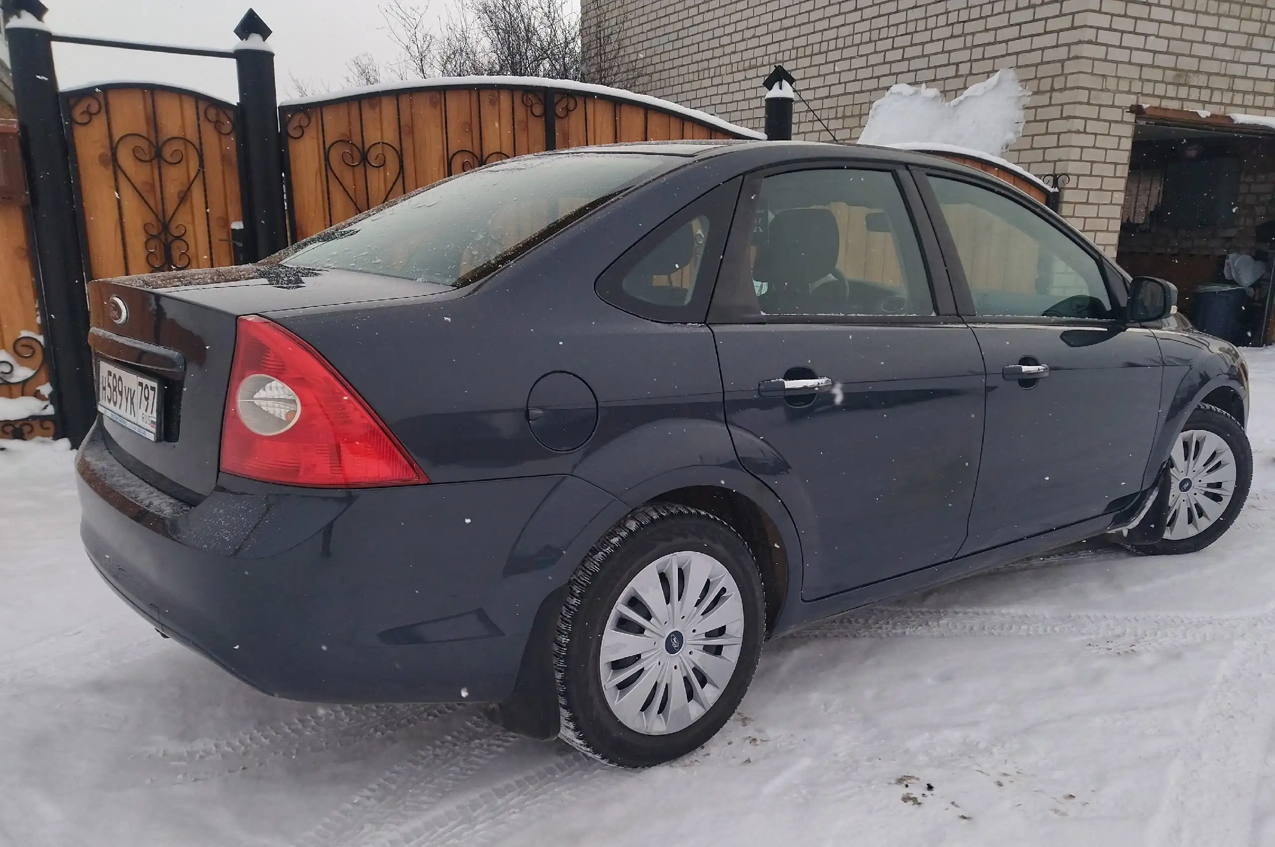 Ford Focus 2 Restyling 2011 года в отличном состоянии - Легковые автомобили (Авто) в Октябрьский