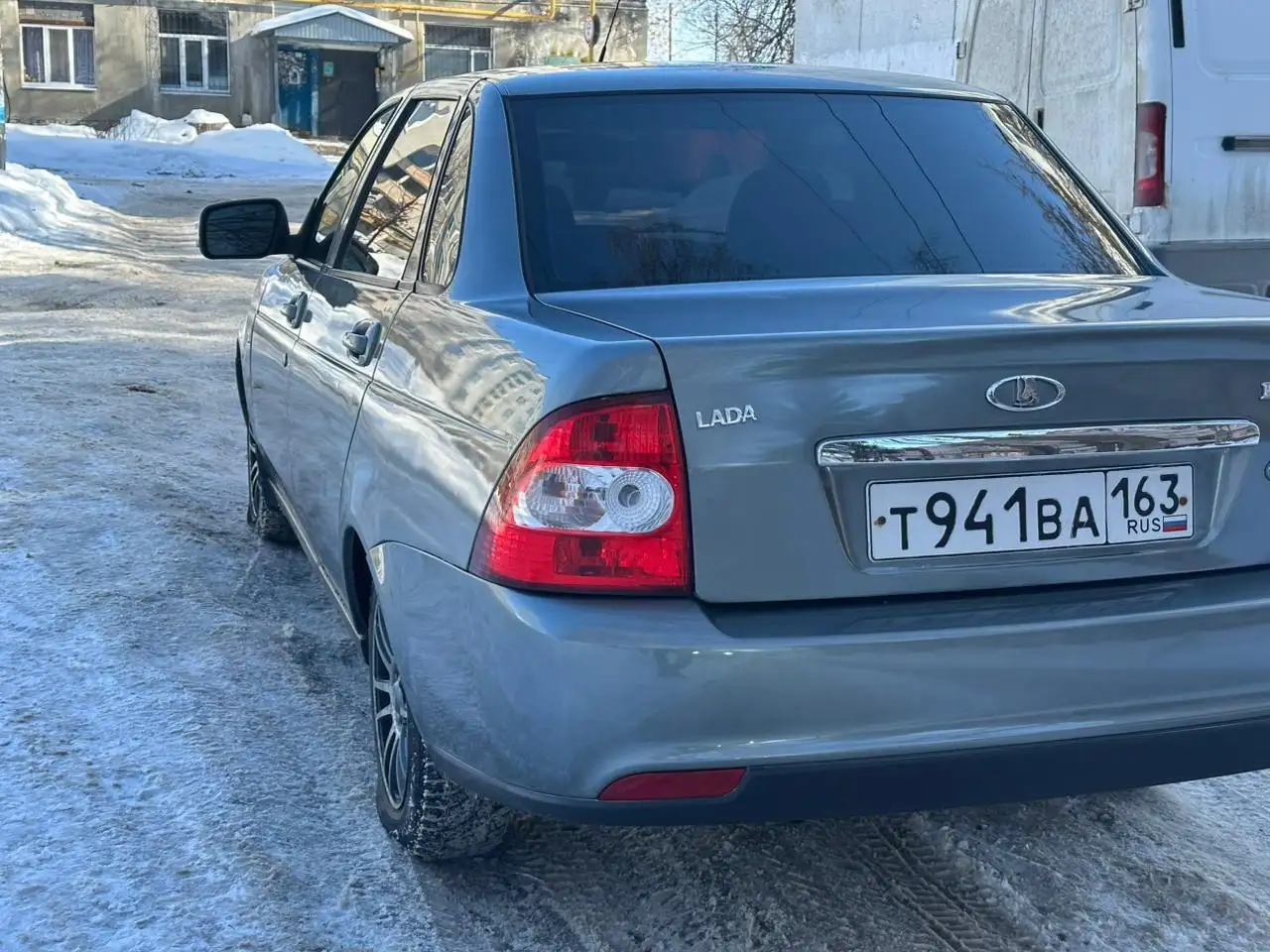 Lada Priora Седан 2013 г.в. в отличном состоянии - Легковые автомобили (Авто) в Самара