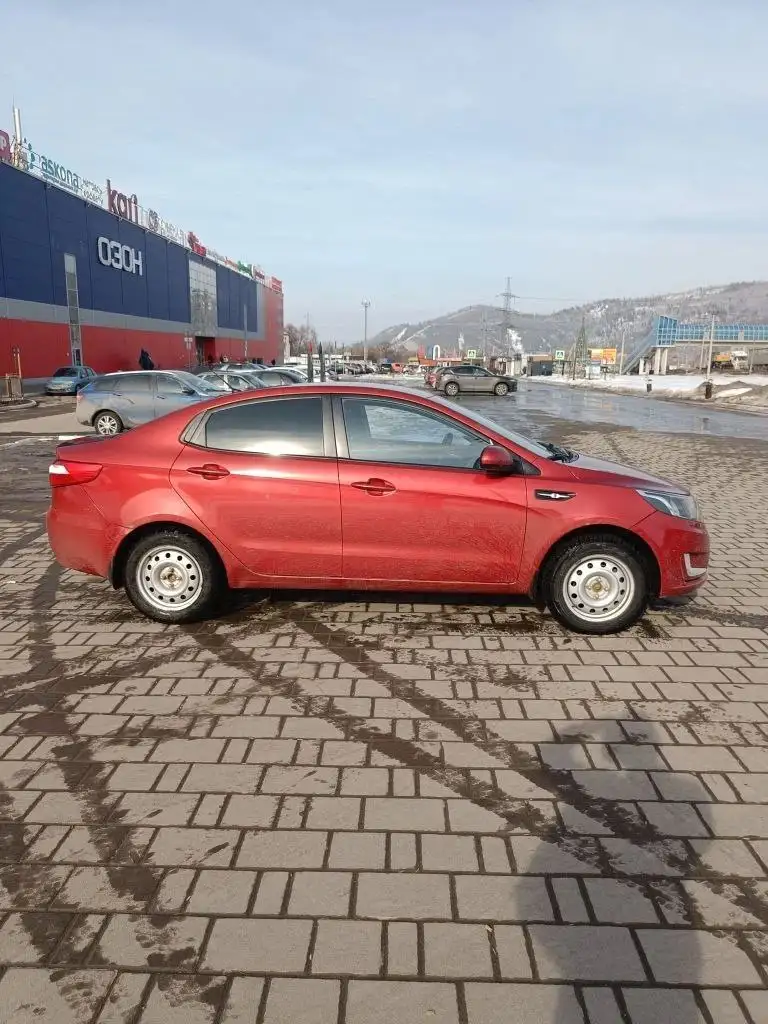 Продажа Kia Rio 2013 года - Авто в Жигулёвск