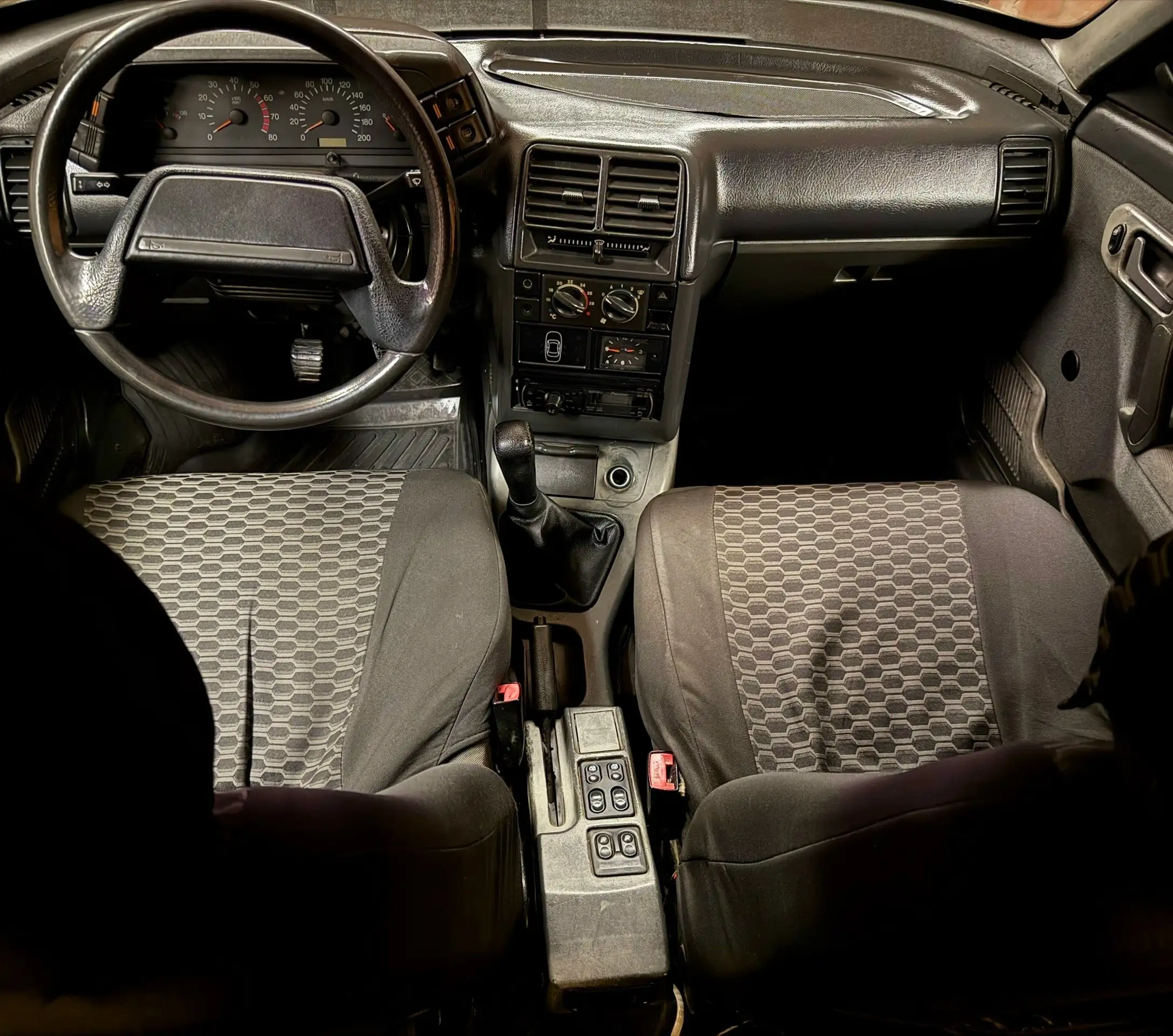 ВАЗ 2111 2002 года выпуска в Тольятти - Легковые автомобили (Авто) в Тольятти