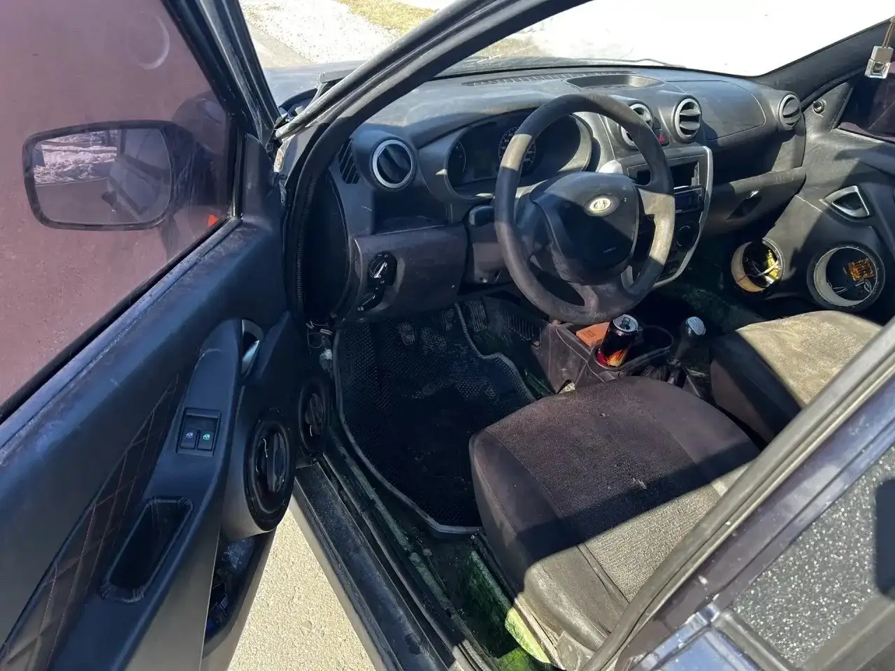 Продажа Лада Гранта 2012 года с запретом - Легковые автомобили (Авто) в Самара