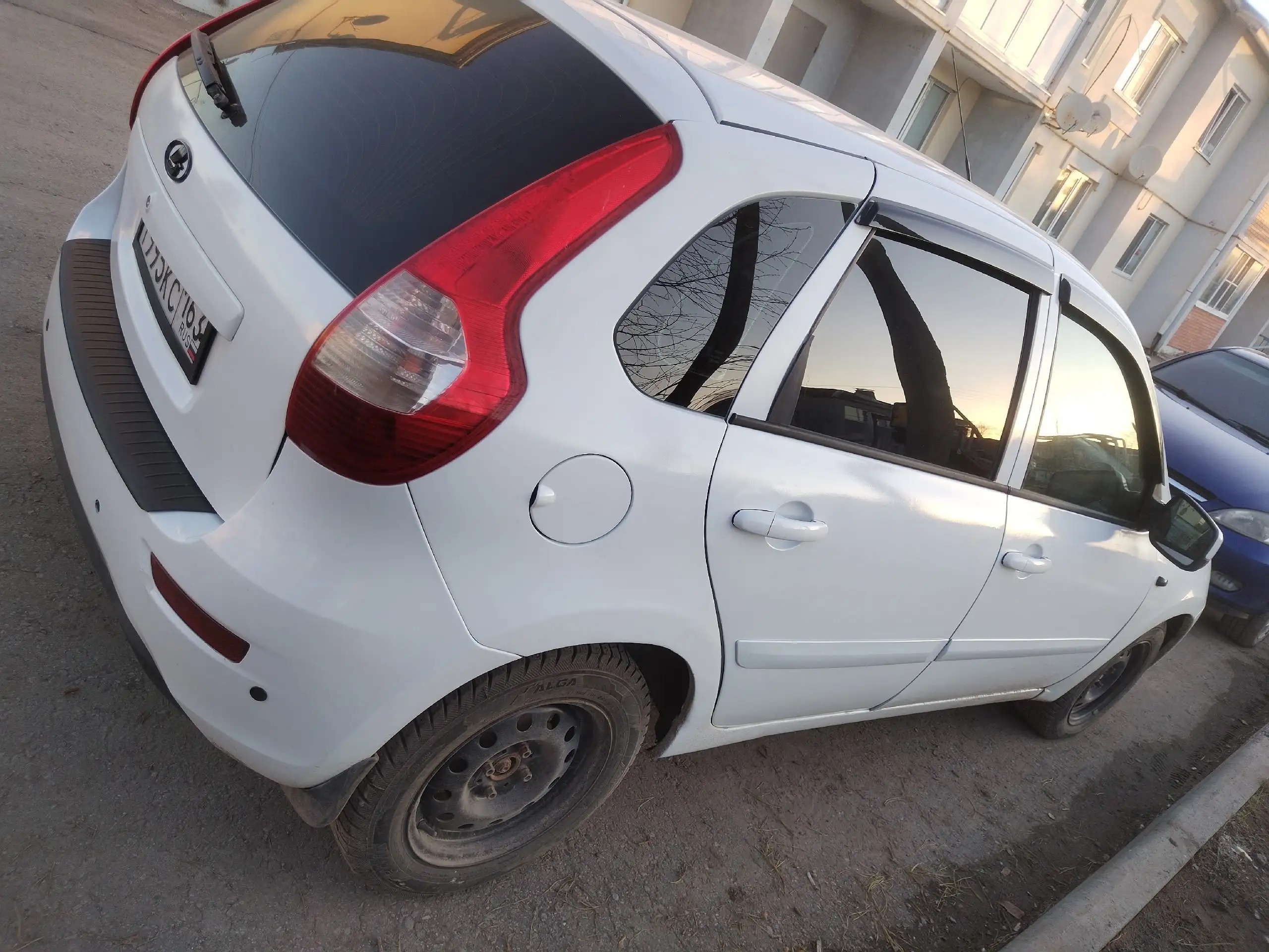 Продажа автомобиля Lada Kalina 2013 года - Легковые автомобили (Авто) в Суходол