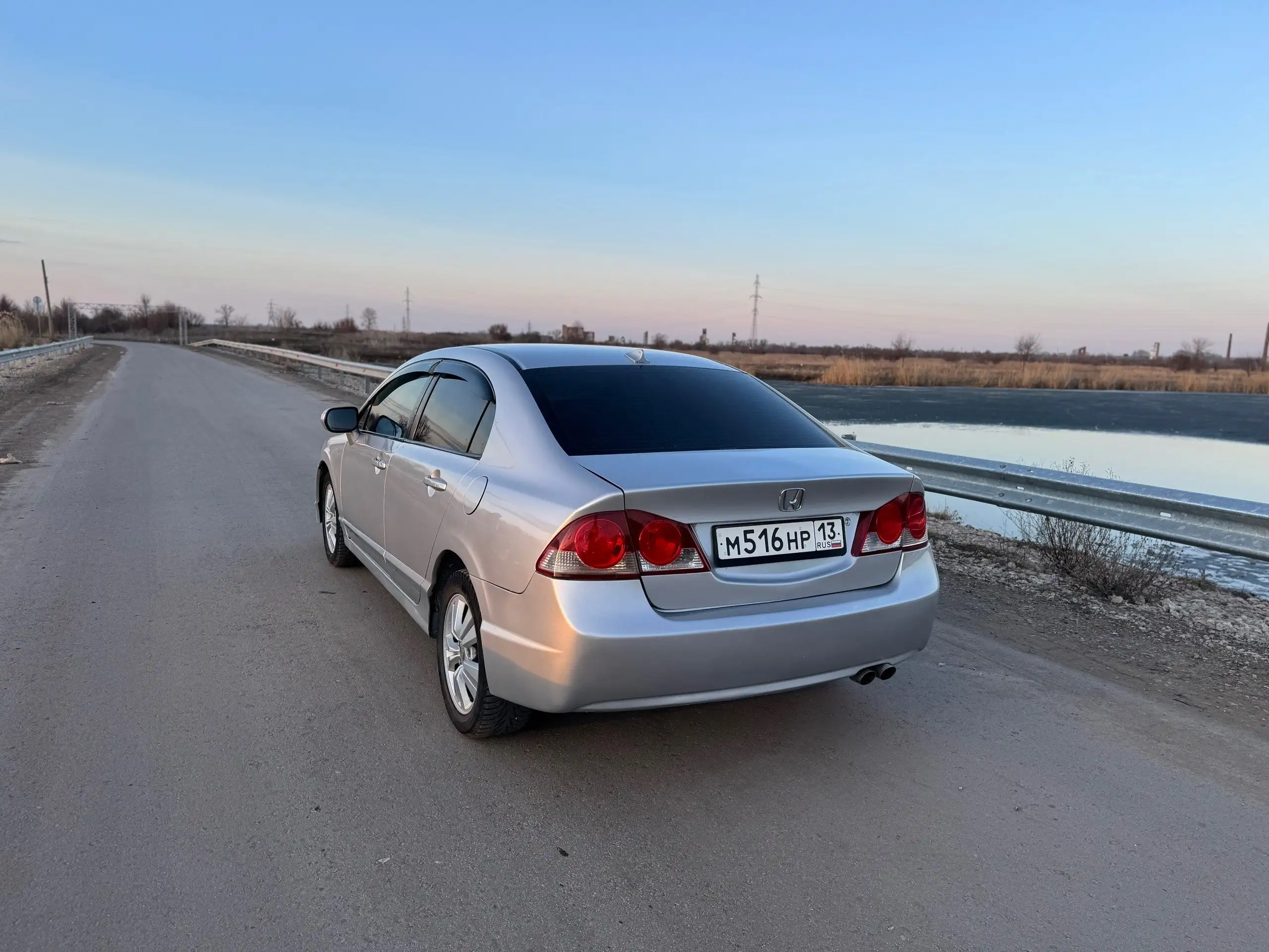 Honda Civic 2007, пробег 300 000 км, 1.8L МКПП - Авто в Чапаевск