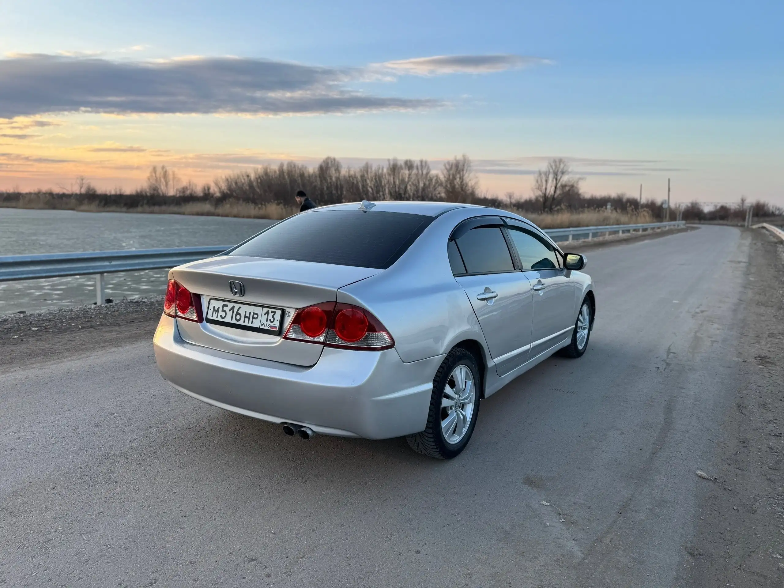 Honda Civic 2007, пробег 300 000 км, 1.8L МКПП - Авто в Чапаевск