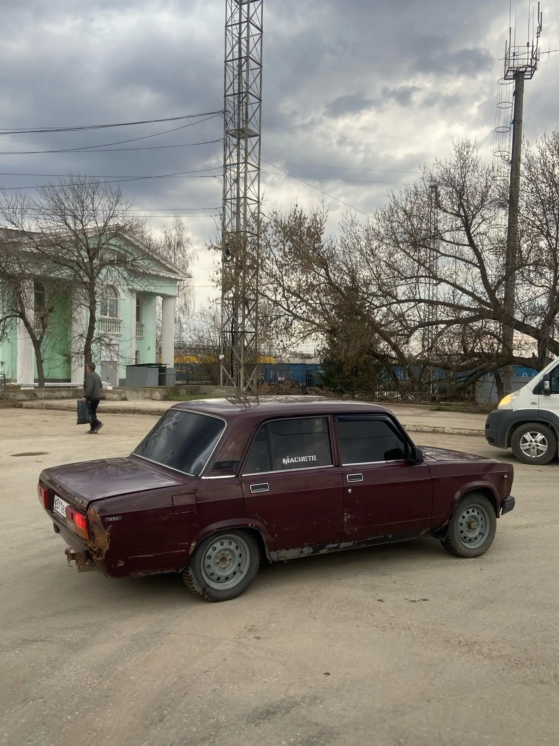 ВАЗ 2105 2006 года с мотором часики и новой ходовой - Авто в Новокуйбышевск