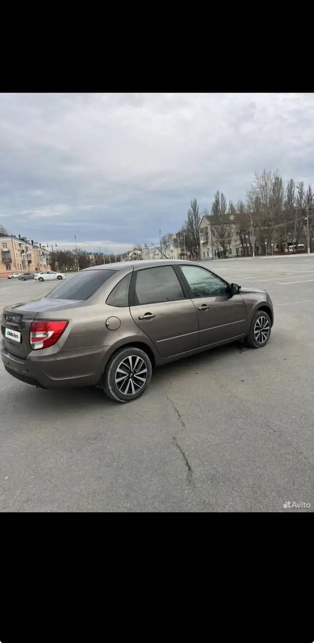 Продам Лада Гранта 2024 года с пробегом 35000 км - Легковые автомобили (Авто) в Тольятти