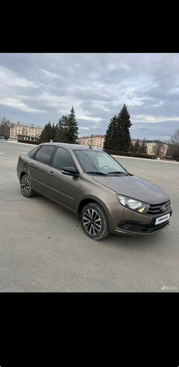 Продам Лада Гранта 2024 года с пробегом 35000 км - Легковые автомобили (Авто) в Тольятти