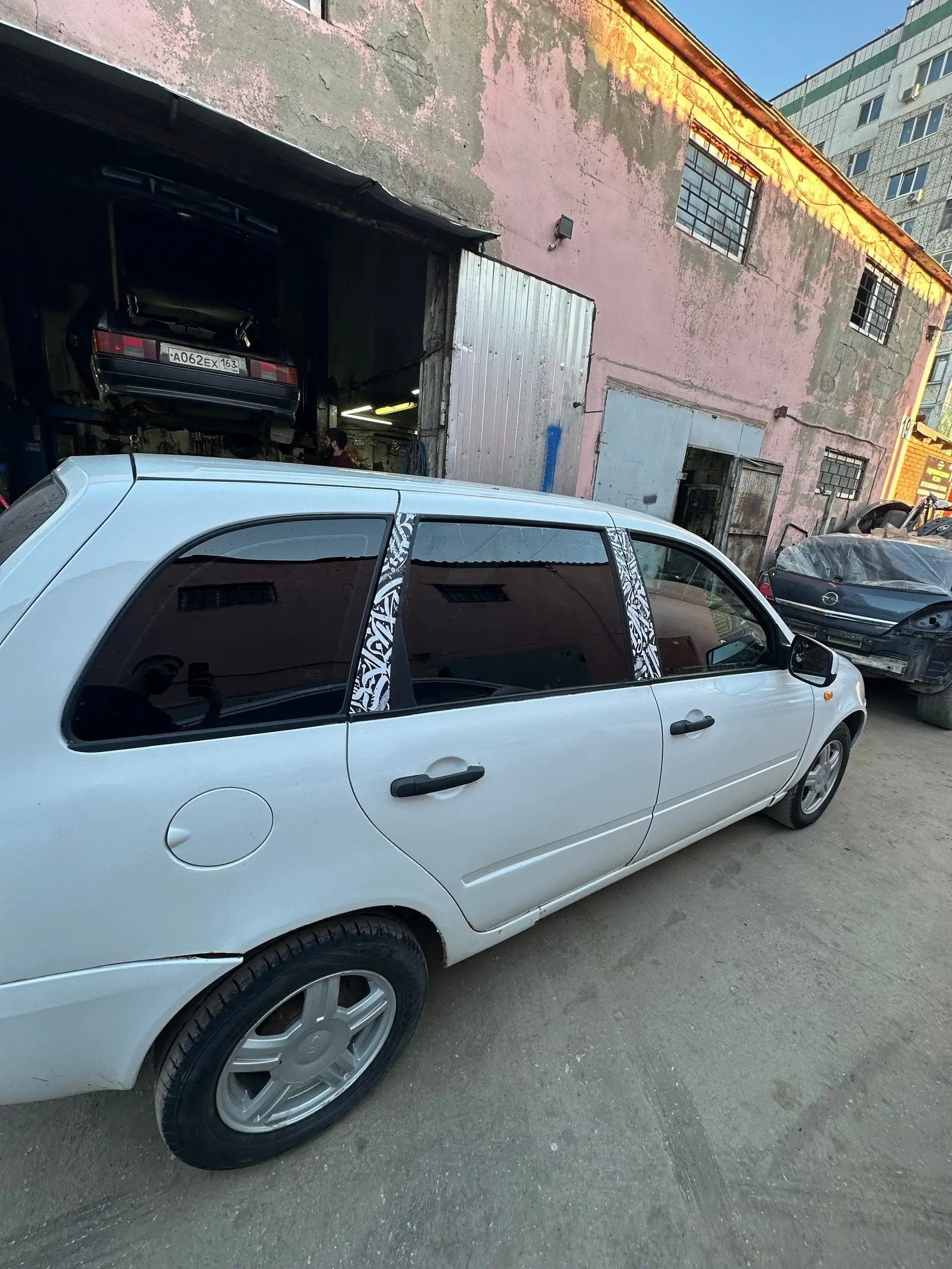 Продажа автомобиля Lada Kalina универсал 2012 года - Легковые автомобили (Авто) в Тольятти