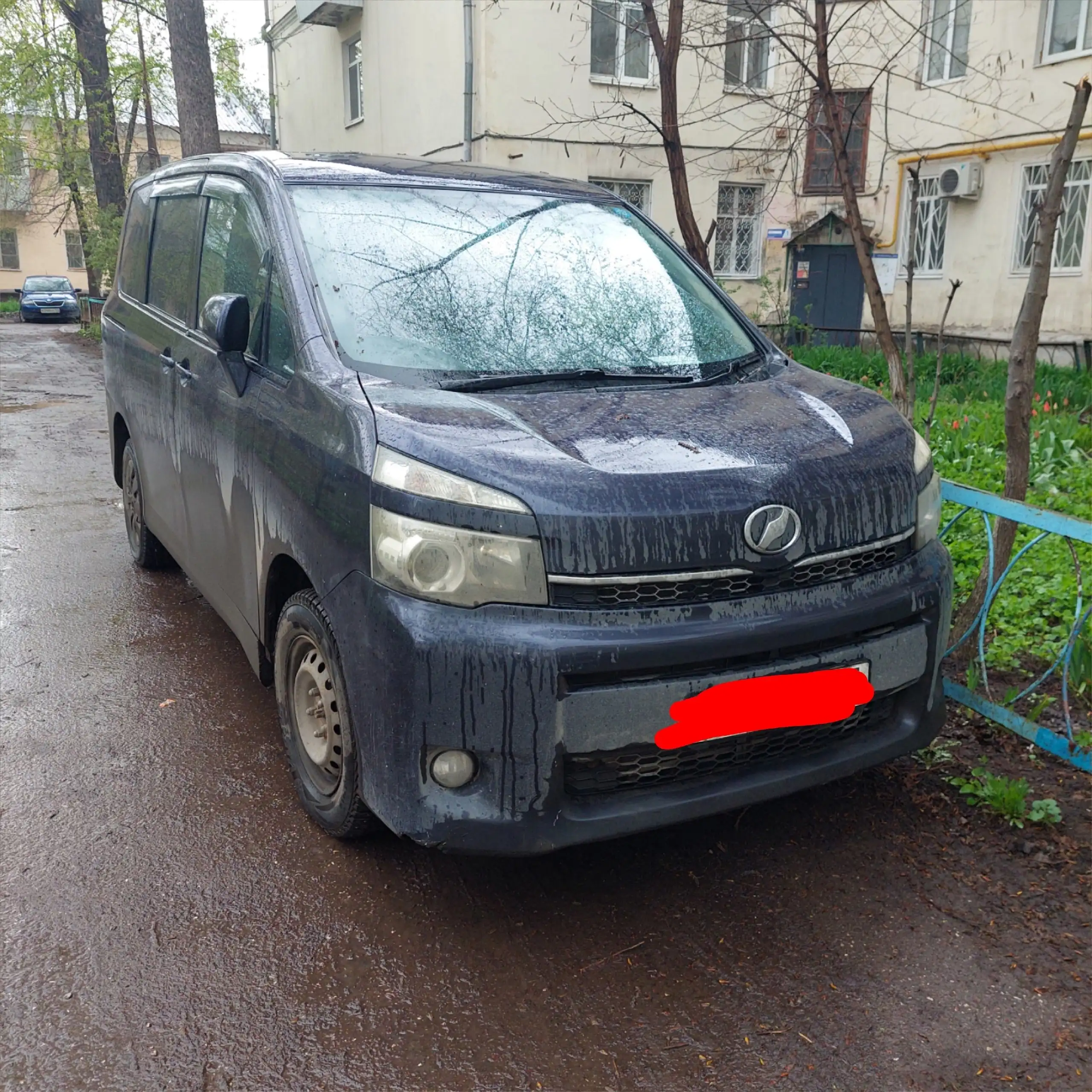 Toyota Voxy 2010 года - Минивэн (Авто) в Самара