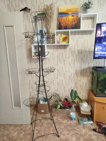 Стойка для цветов на 11 горшков - Средства защиты растений в Красноярск