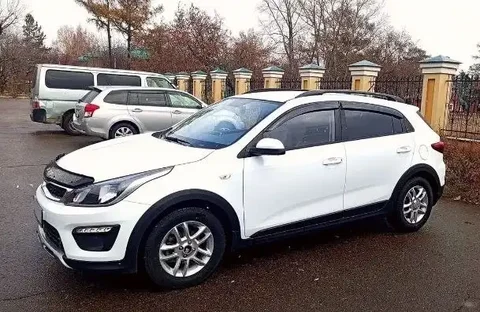 Продам Киа Рио Х-LINE 2017 года на механике - Авто в Иркутск