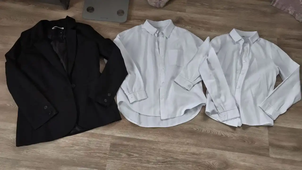 Пиджак и две рубашки для школьницы р. 42-44