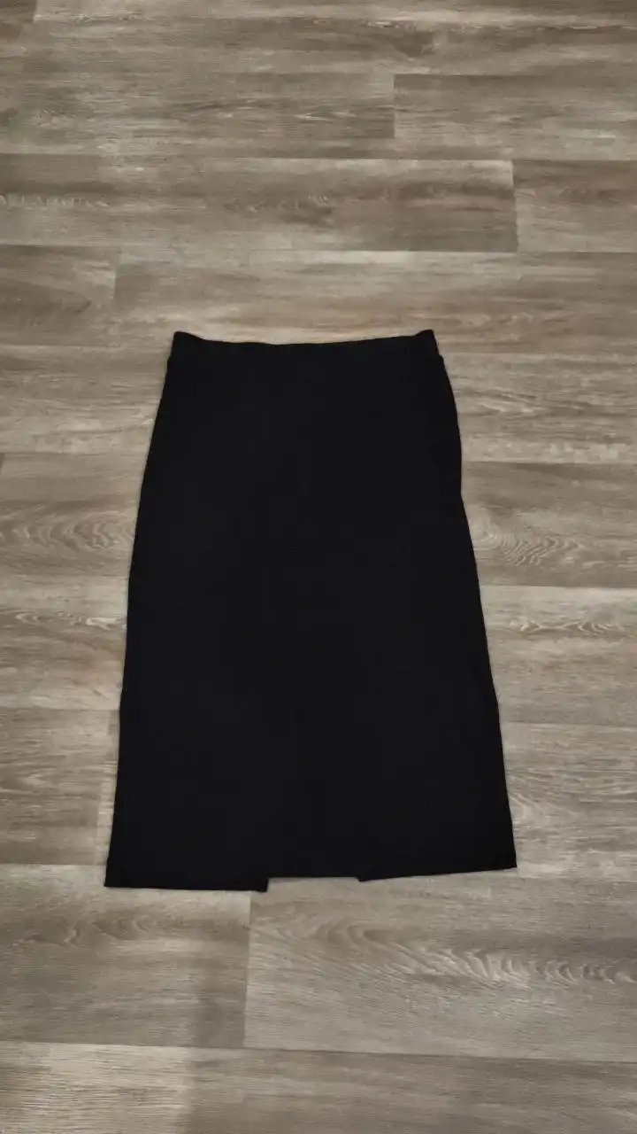 Продам юбку трикотажную Maag