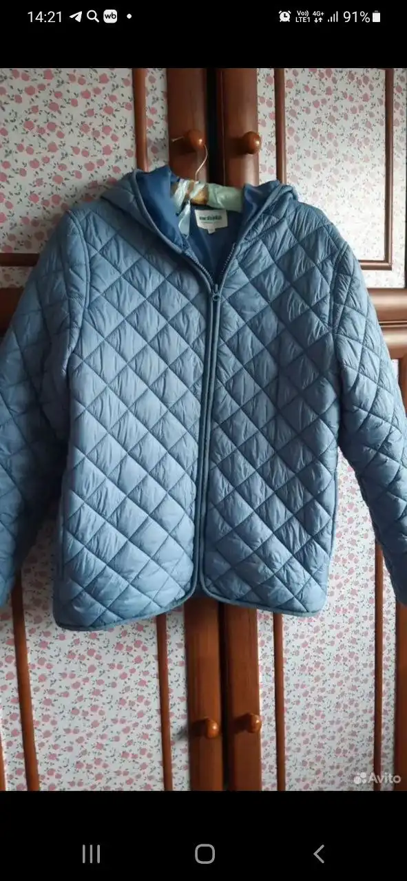 Продам курточку 44р