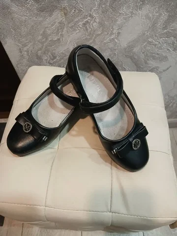 Продам школьные туфли 30 размер - Одежда в Шелехов