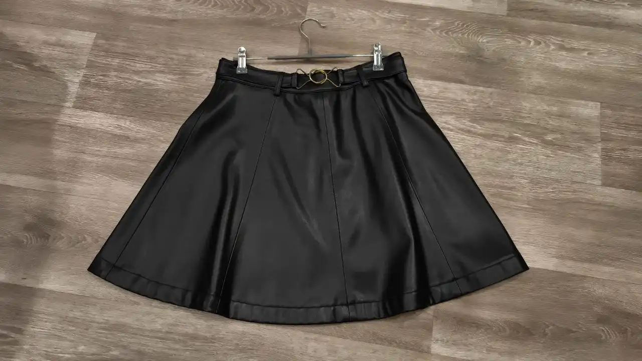 Продажа кожаной юбки MAAG - Юбки (Одежда) в Шелехов