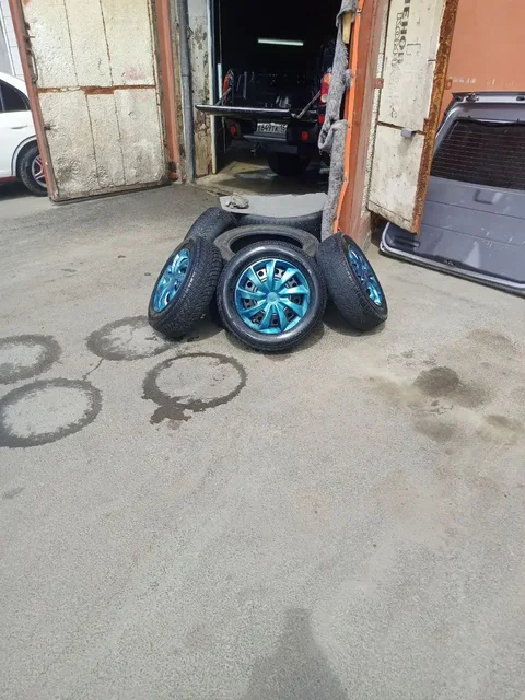 Продам колеса на R15 с резиной - Авто в Иркутск