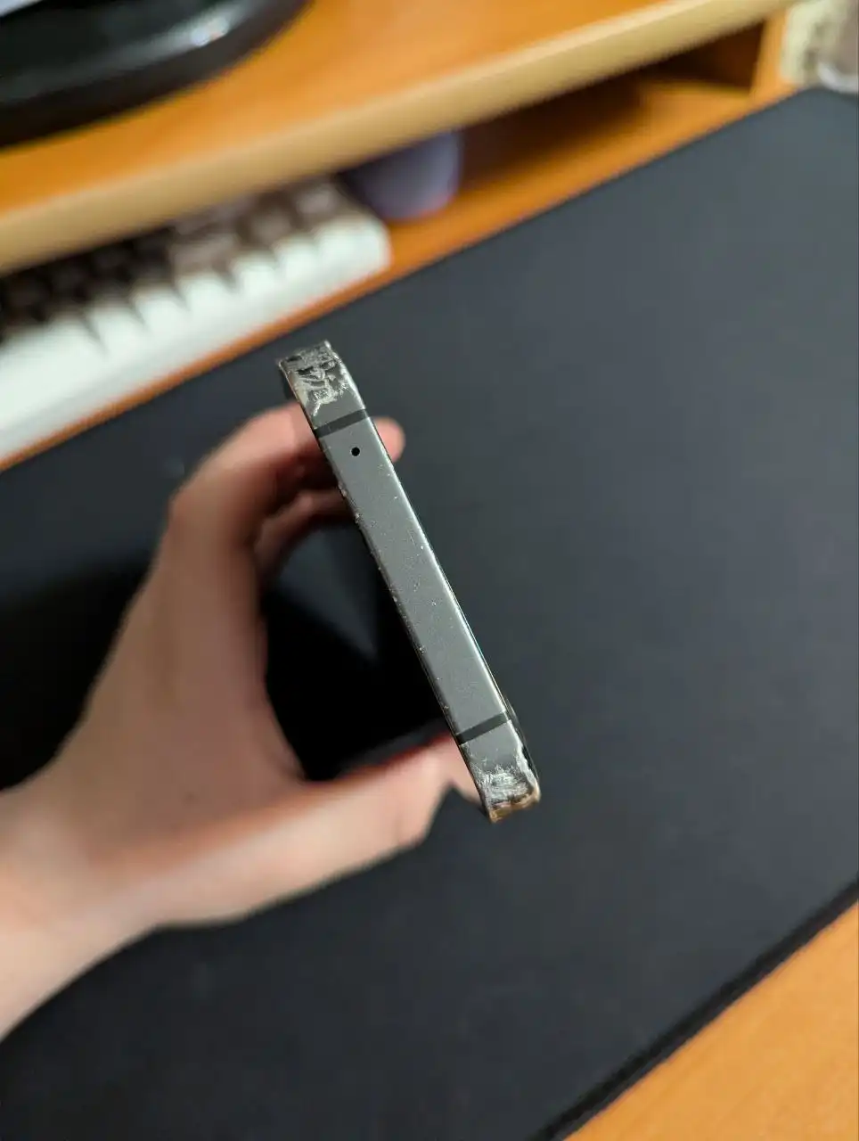 Продажа/Обмен Nothing Phone (1) 8/128 в удовлетворительном состоянии - Телефоны (Электроника) в Иркутск