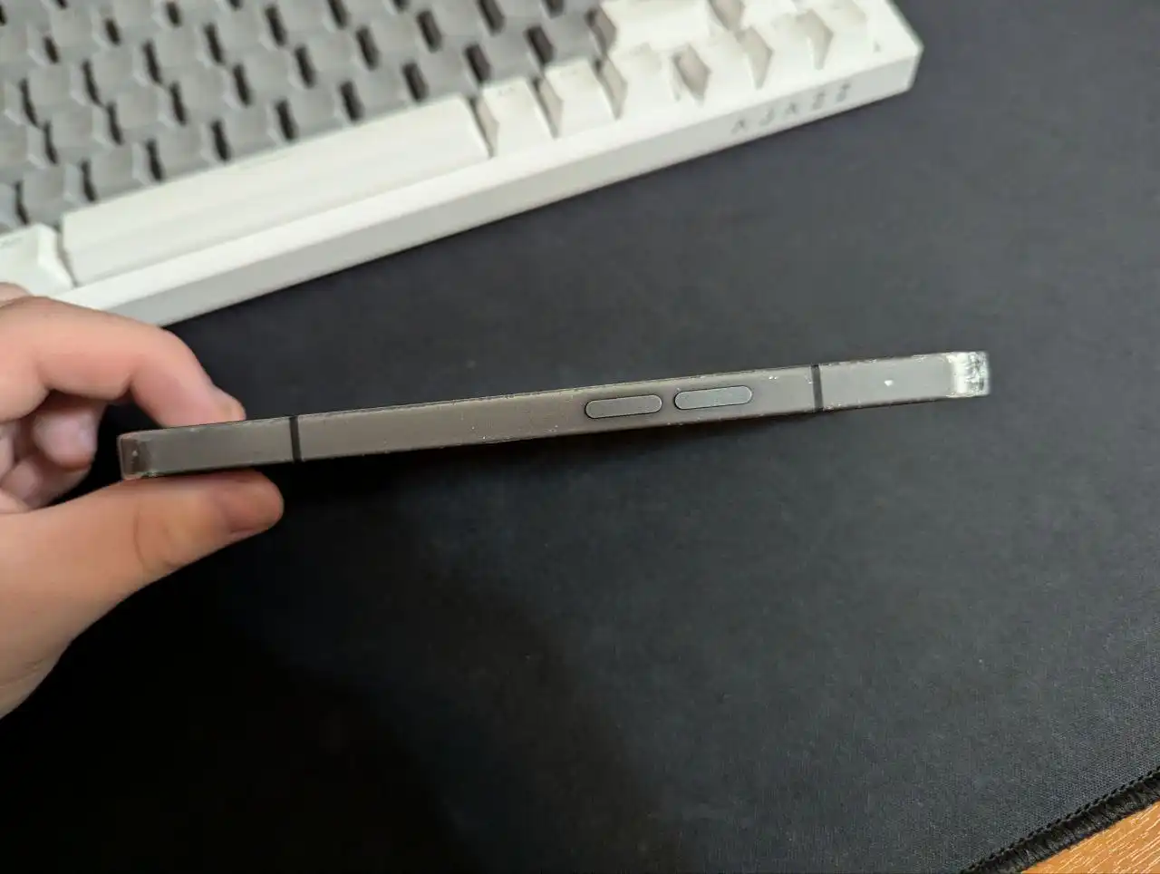 Продажа/Обмен Nothing Phone (1) 8/128 в удовлетворительном состоянии - Телефоны (Электроника) в Иркутск