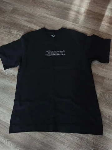 Продажа женской футболки - Аксессуары/Вязаные изделия в Шелехов