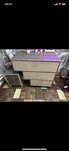 Косметический шкаф из светлого дерева с тремя створками - Отопление и обогрев в Иркутск