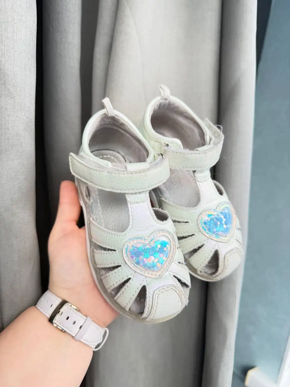 Продам детские сандали - Обувь (Товары для детей) в Иркутск