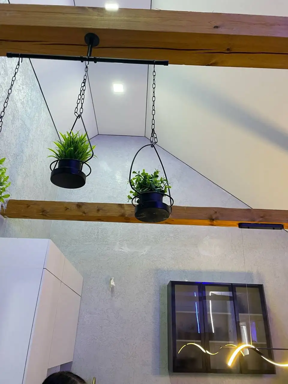 Декоративная штукатурка «Короед» для фасада и интерьера - Отделочные работы (Услуги) в Иркутск