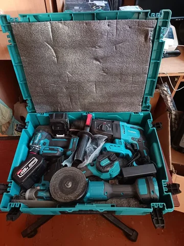 Продам набор инструментов Makita - Инструменты в Шелехов