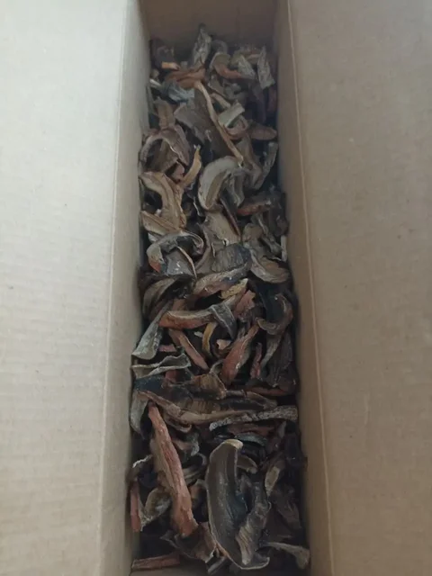 Продажа белых сухих грибов и красноголовиков - Ручная работа в Шелехов