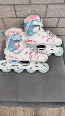 Регулируемые ролики для девочки 32-35 размер - Ролики в Иркутск