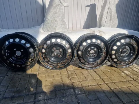 Продажа штамповки R15 4*100 - Аудиокомпоненты в Иркутск