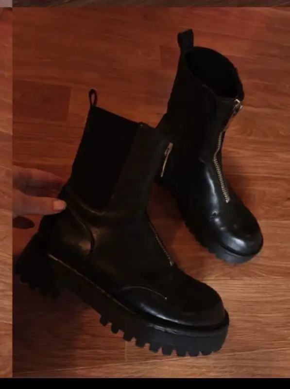 Продажа женских ботинок на весну - Обувь (Одежда) в Шелехов