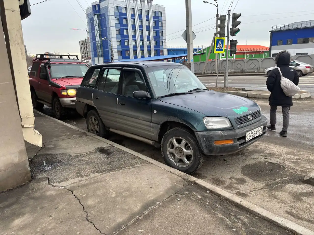 Toyota RAV-4 1995 - Внедорожники/Кроссоверы (Авто) в Иркутск