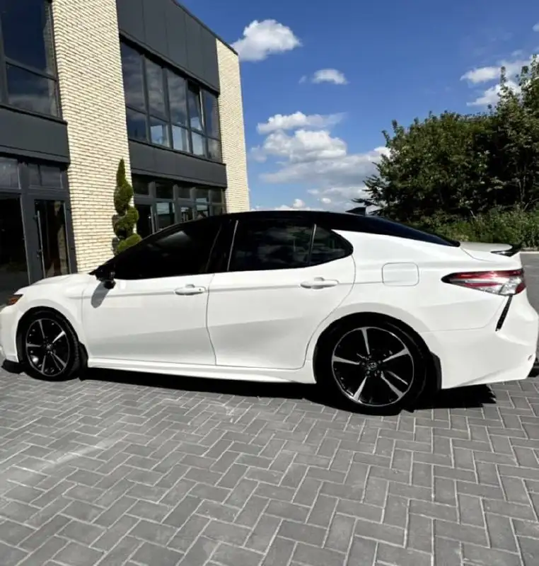 Toyota Camry 2018 Prestige Safety - Легковые автомобили (Авто) в Иркутск