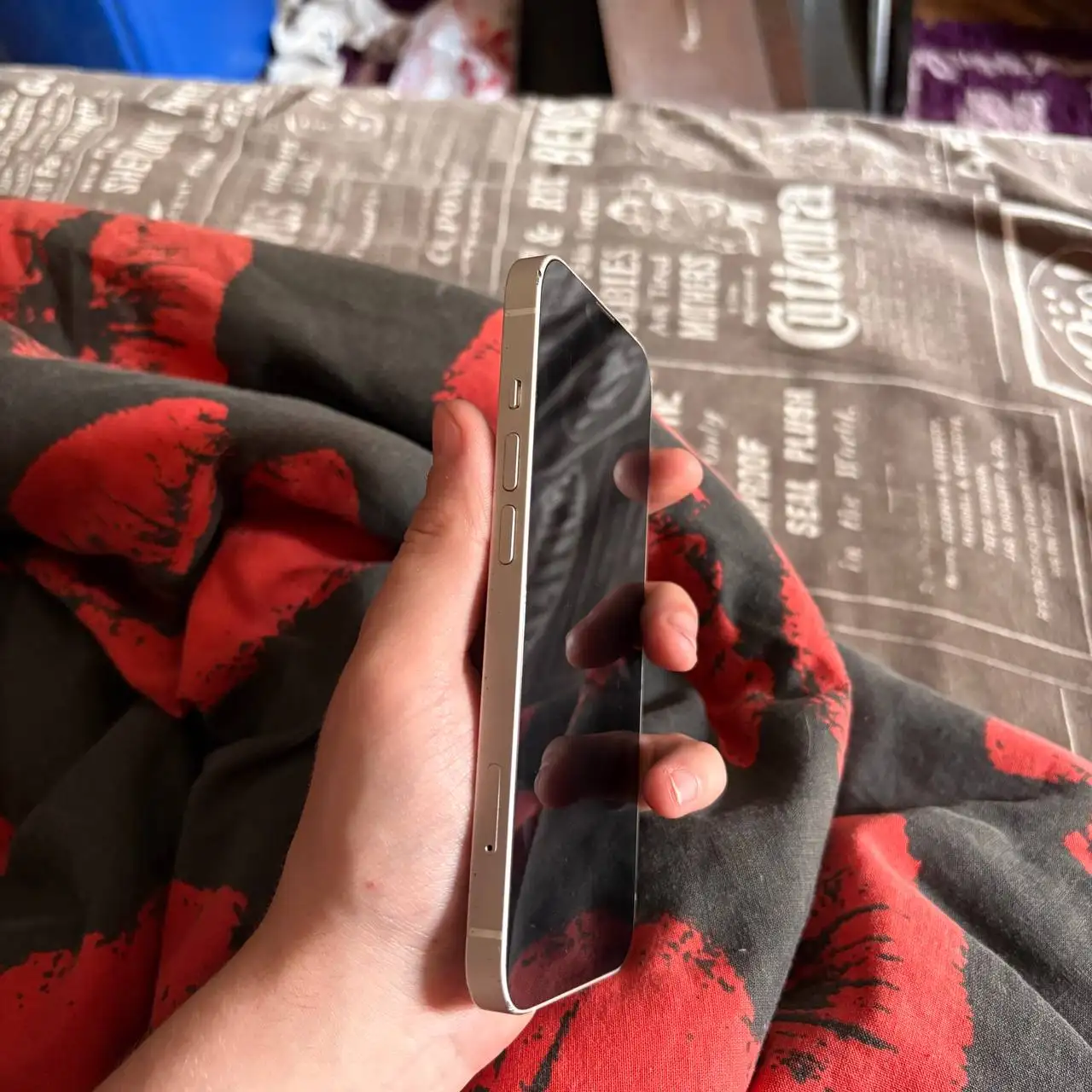 Продам iPhone 14 128GB с разбитой задней крышкой - Смартфоны (Электроника) в Нижний Новгород