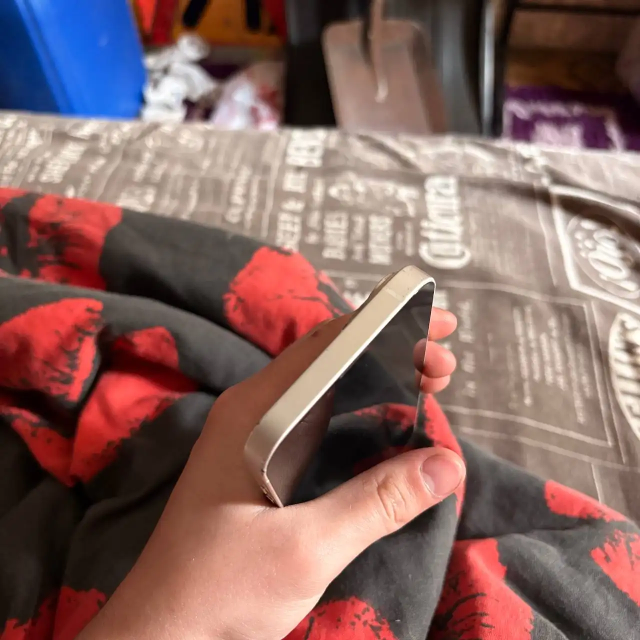 Продам iPhone 14 128GB с разбитой задней крышкой - Смартфоны (Электроника) в Нижний Новгород