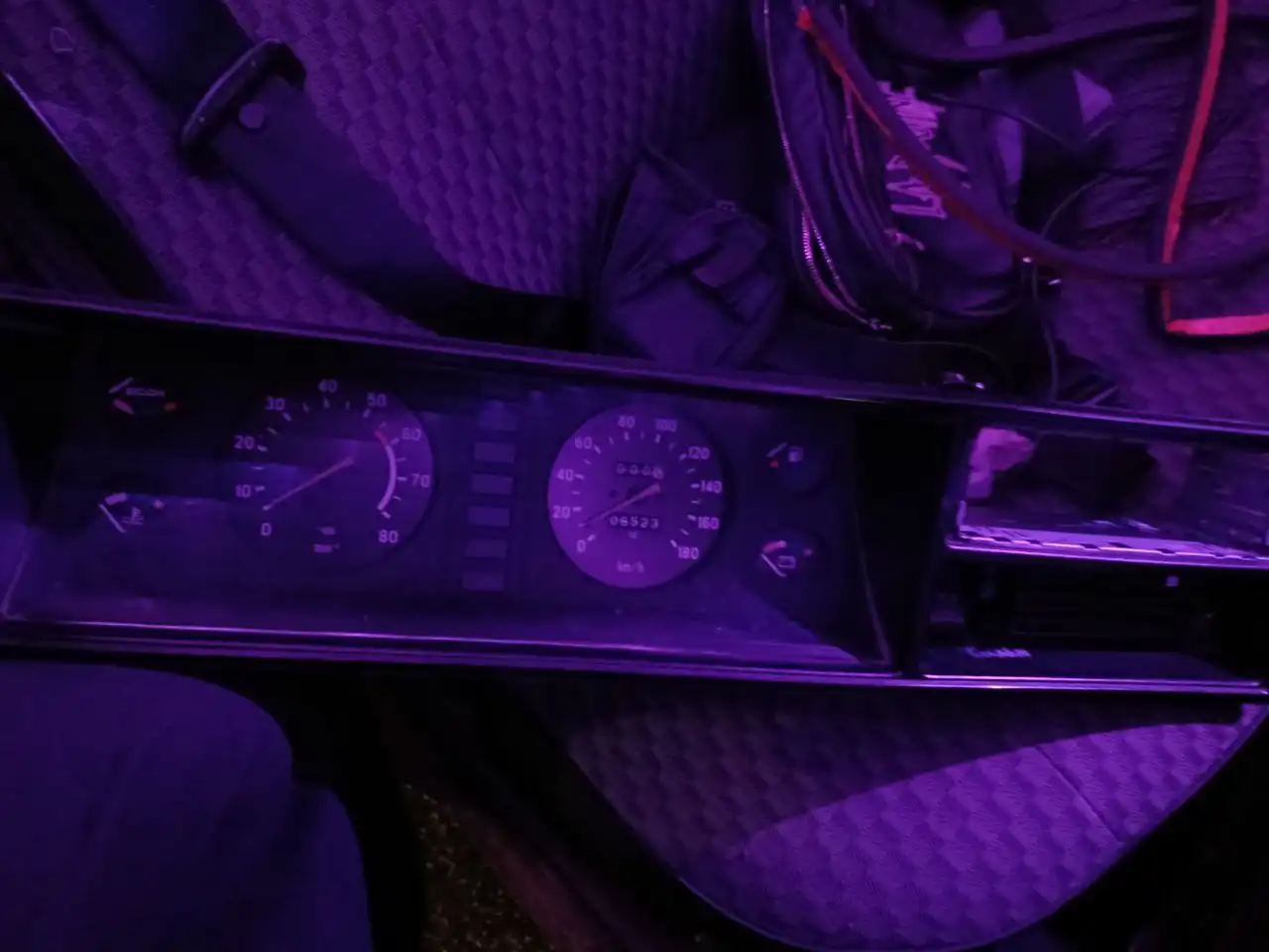 Продажа рабочей лампочки с 7 карбюратором