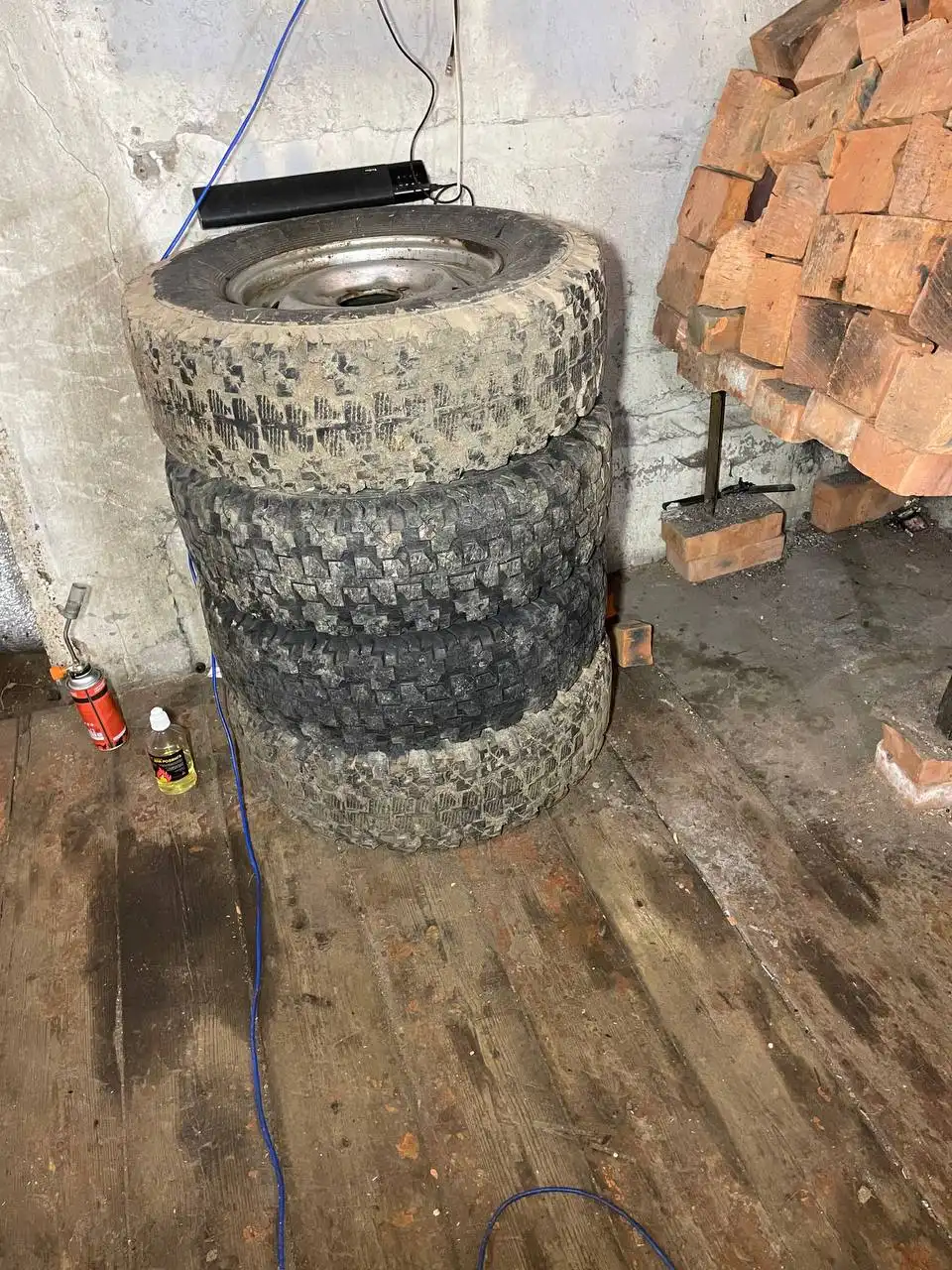 Продам калёса на ниву