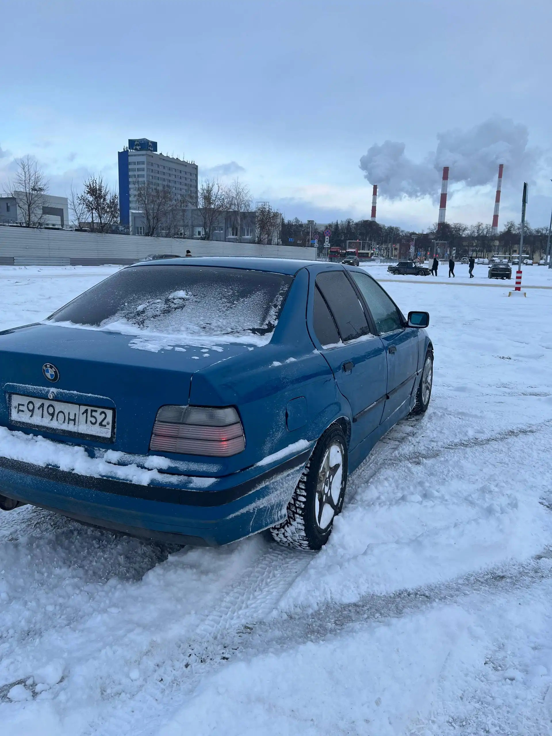 Автомобиль ВАЗ 2109 1992 года выпуска