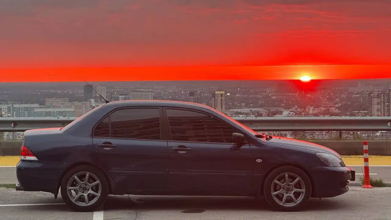 Продажа автомобиля Mitsubishi Lancer 9 2006 года