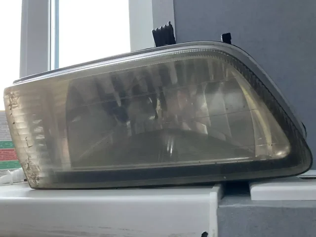 Продажа фары и поворотника на Nissan Sunny FB15 - Запчасти в Нижний Новгород